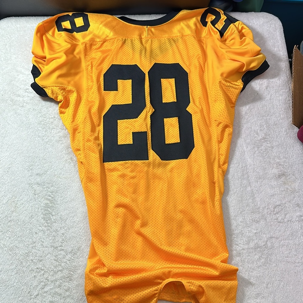 Nike Iowa Hawkeyes Football Jersey Gold and Black Prototype Size Large - Picture 2 of 5